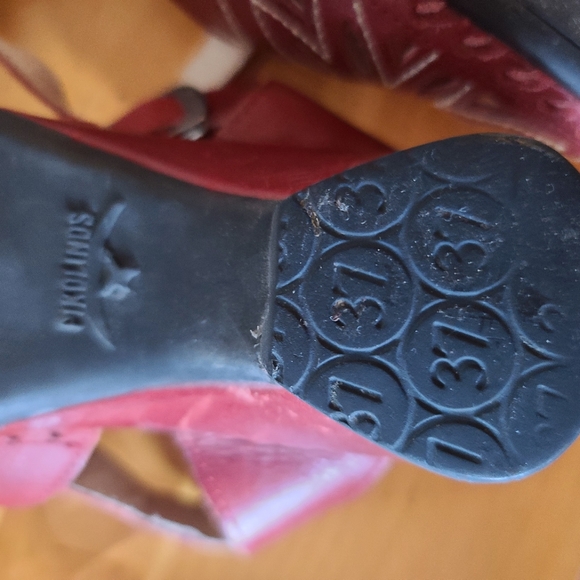 Sandals - Picture 7 of 7